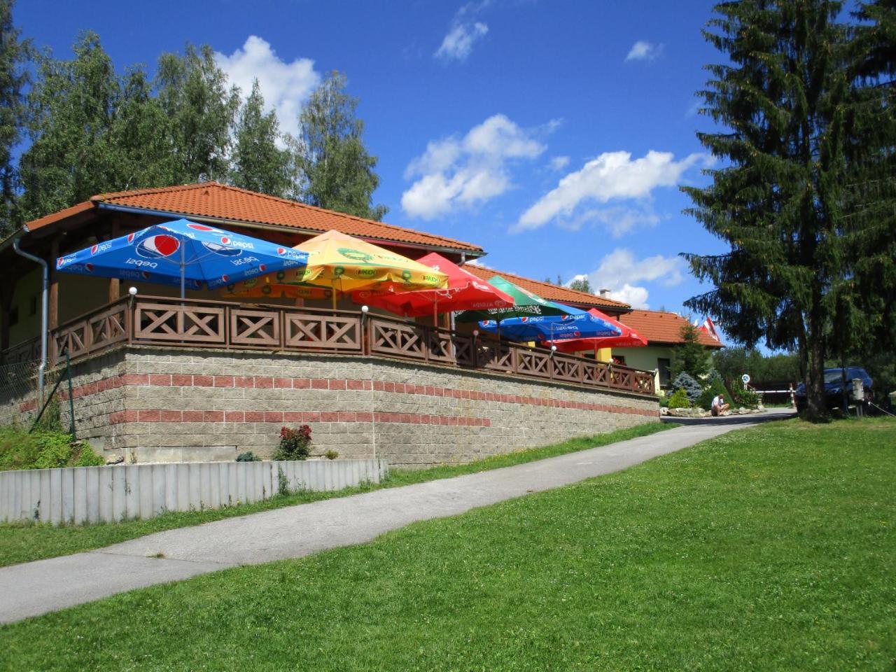 Kemp Lipno - Jenisov Hotel Horni Plana Exterior photo